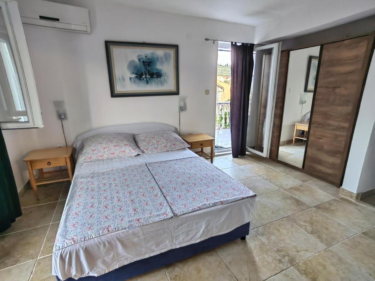 Apartments Vejo Korčula Extérieur photo
